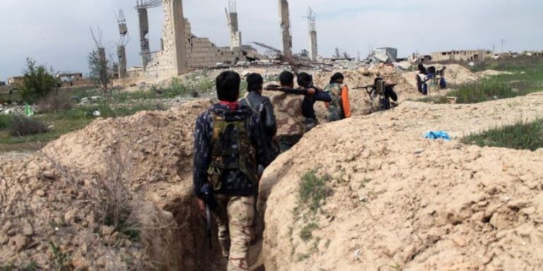 المرصد السوري لحقوق الإنسان يقول إن مقاتلي تنظيم داعش انتزعوا السيطرة على أراضٍ جديدة