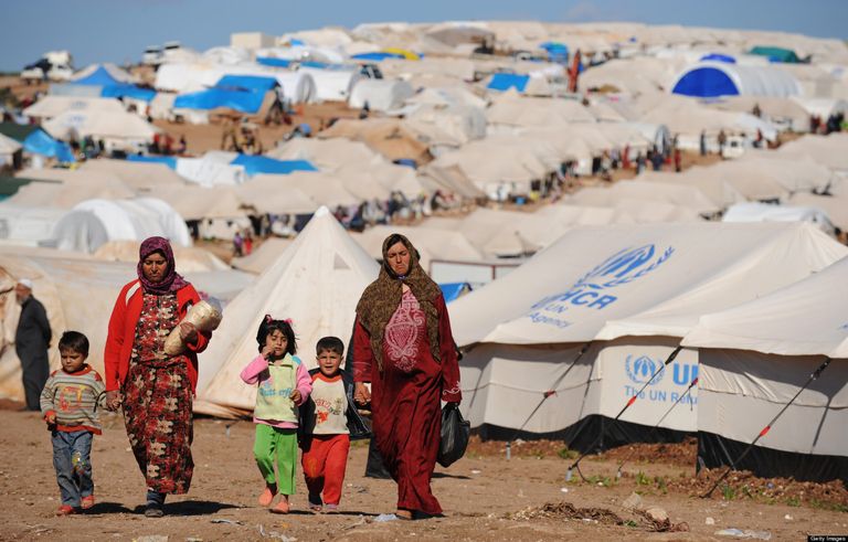 أعداد متزايدة لطلبات الهجرة لسوريين يعانون من سوء الأوضاع