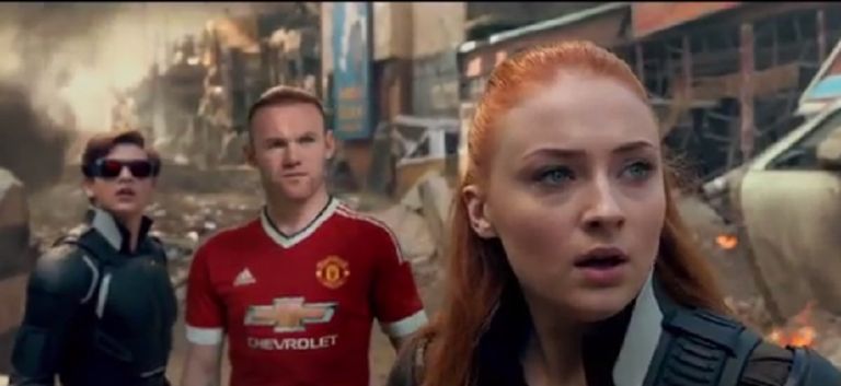 النجم واين روني مهاجم وقائد مانشستر يونايتد الإنجليزي يظهر في الإعلان الدعائي للفيلم