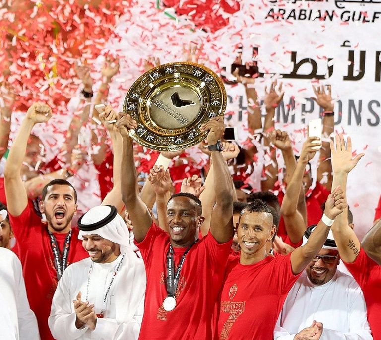الأهلي بطل الدوري الإماراتي