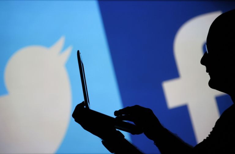 وزارة العدل الجزائرية، تحذر القضاة في البلاد من استعمال شبكات التواصل الاجتماعي