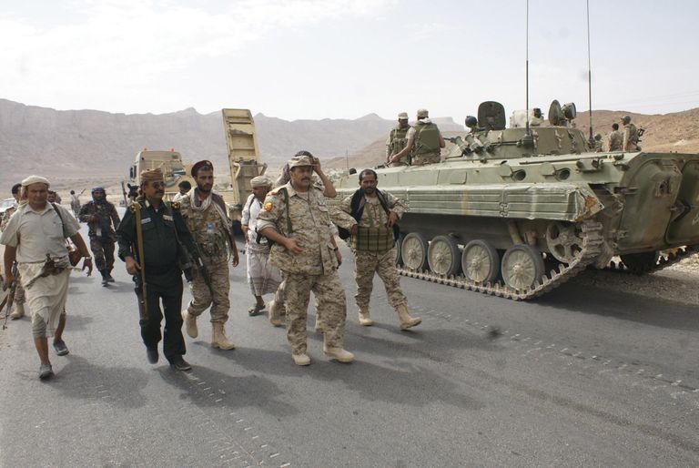 الجيش يسيطر على معسكر استراتيجي شرق صنعاء 
