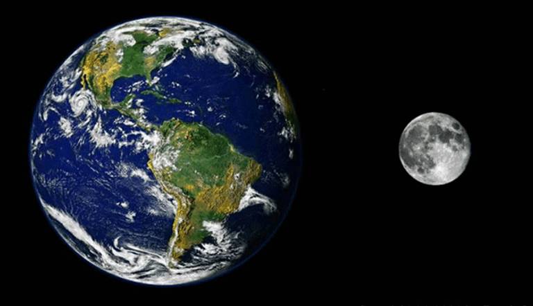 القمر والأرض