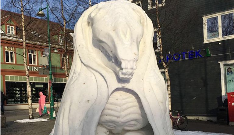 تماثيل مبتكرة من الثلوج فى معرض بالنرويج