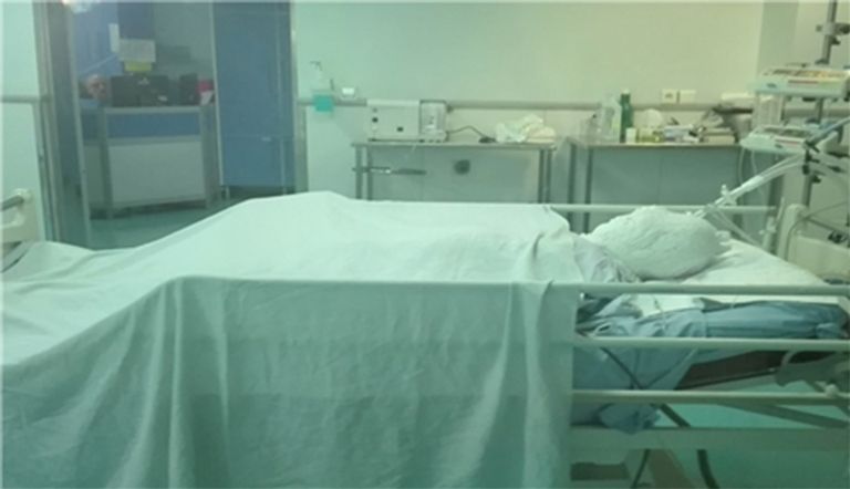 امرأة تلد توأماً في مستشفى إيراني فتحترق بغاز سام