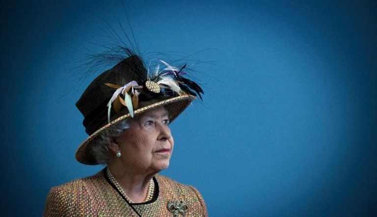  ملكة بريطانيا ‘ليزابيث الثانية