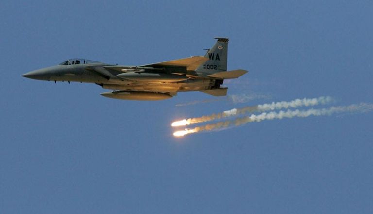طائرات التحالف قصفت مواقع لتنظيم القاعدة 