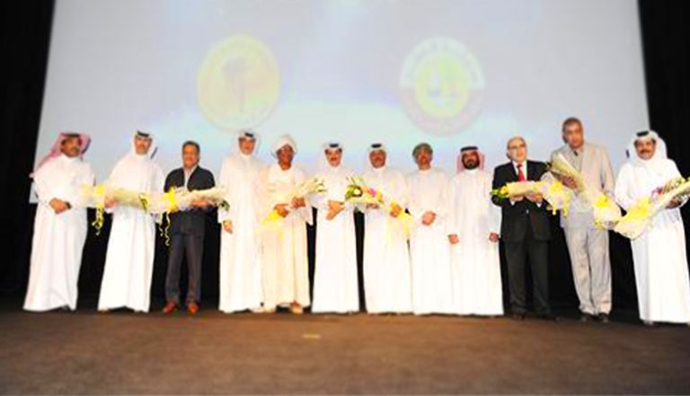 تكريم عدد من فناني المسرح في قطر