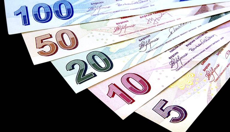  الليرة التركية تصعد 3% أمام الدولار