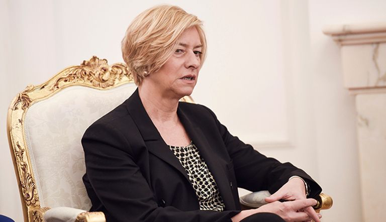 وزيرة الدفاع الإيطالية روبرتا بينوتي