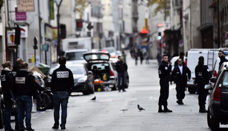فرنسا تقيد الحريات لمكافحة الإرهاب