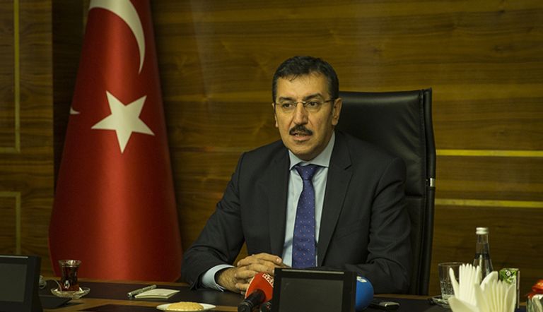 وزير الجمارك والتجارة التركي بولنت توفنكجي