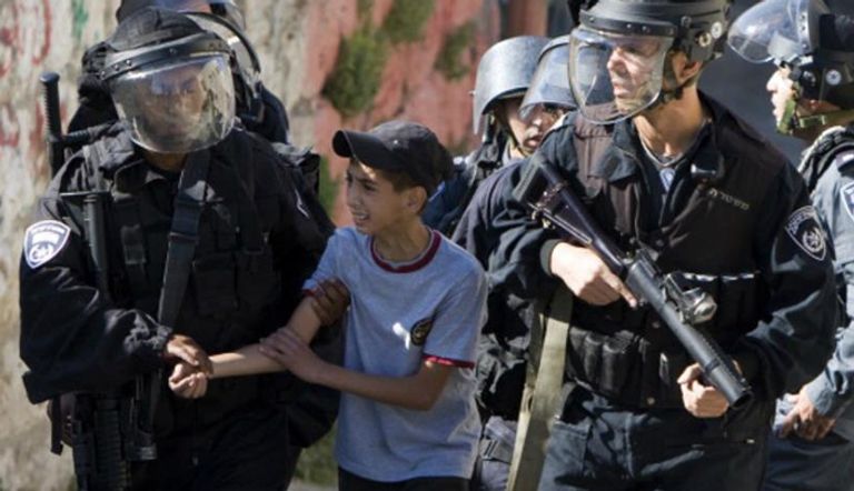 انتهاكات إسرائيلية متواصلة لحقوق الطفل الفلسطيني