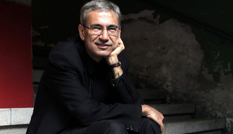 الروائي التركي الحائز على نوبل في الآداب أورهان باموق