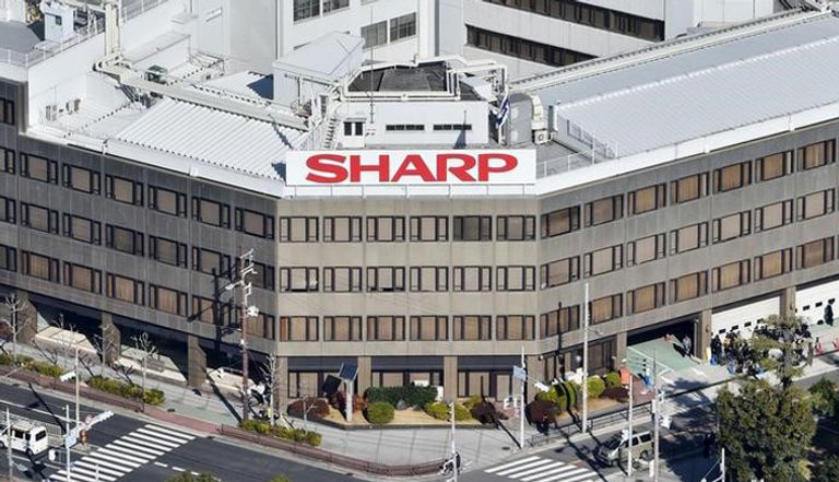 مقر شركة شارب في أوساكا باليابان (رويترز)