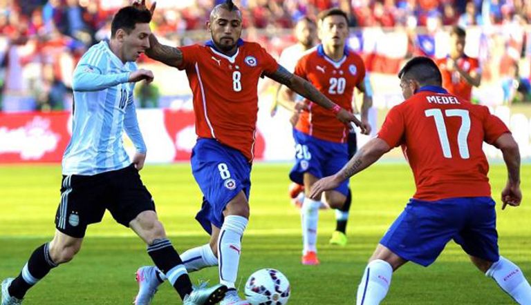 مواجهة الأرجنتين مع تشيلي في نهائي النسخة الماضية 