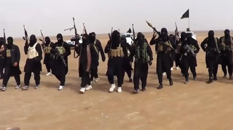 مقاتلون في صفوف تنظيم داعش الإرهابي