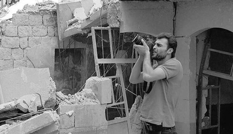 الناشط السوري البارز والمصور خالد عيسى