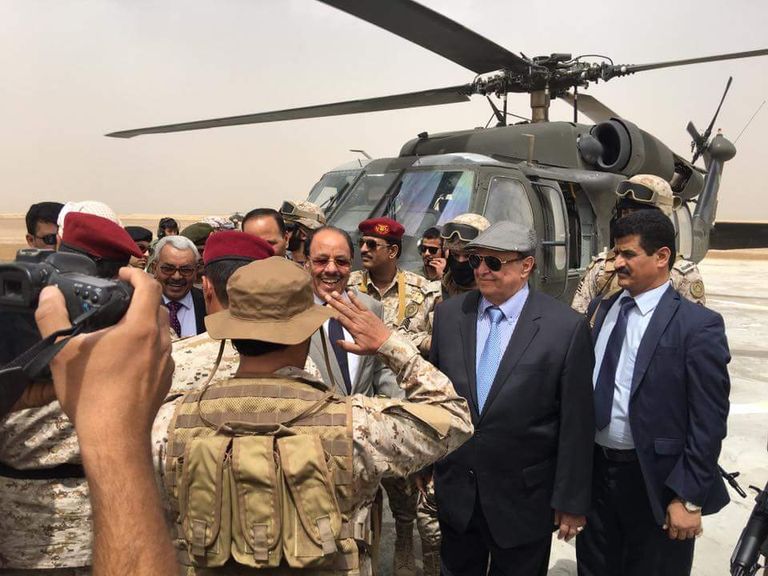 الرئيس اليمني لدى وصوله إلى مأرب