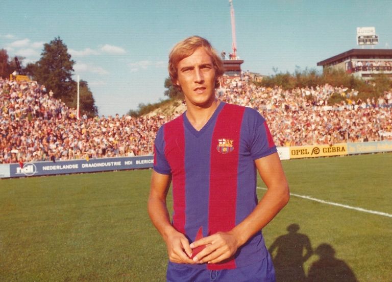 يوهان نيسكنس لاعب برشلونة في سبعينات القرن الماضي