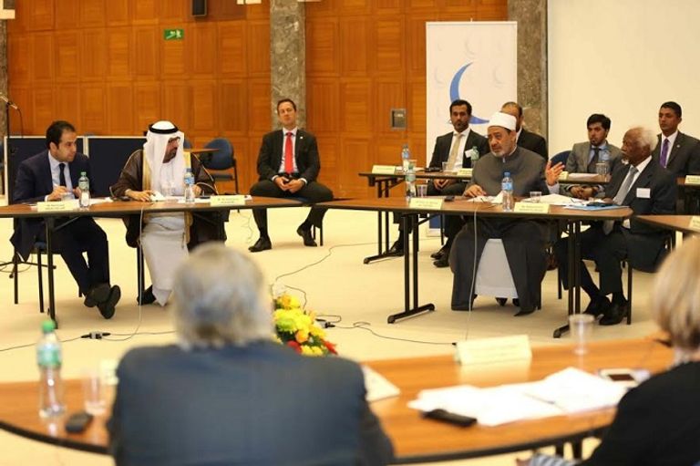 الإمام الأكبر يلقي كلمته التي دعا فيها لتدشين مشروع إنساني متكامل لنشر السلام