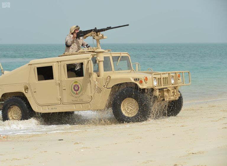 جنود من القوات البحرية الملكية السعودية