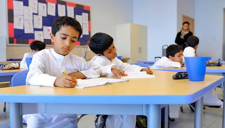 إحدى المدارس الحكومية داخل دولة الإمارات 