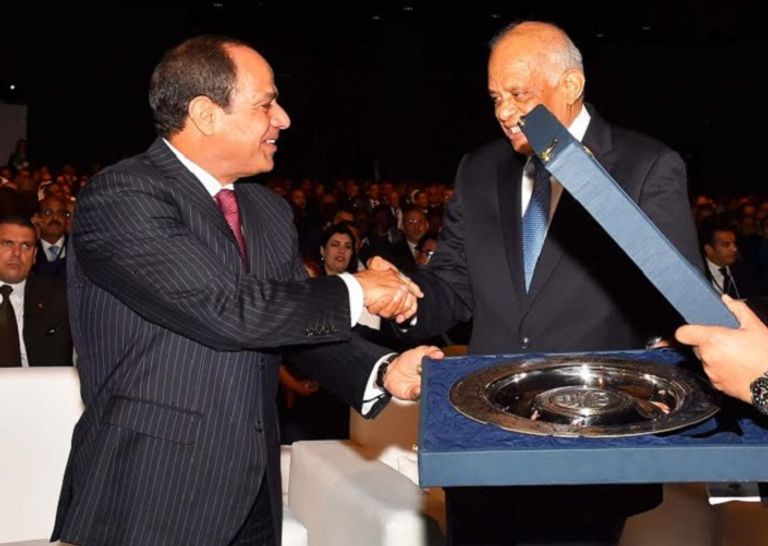 البرلمان يكرم الرئيس المصري 150 عاما على الحياة النيابية في مصر