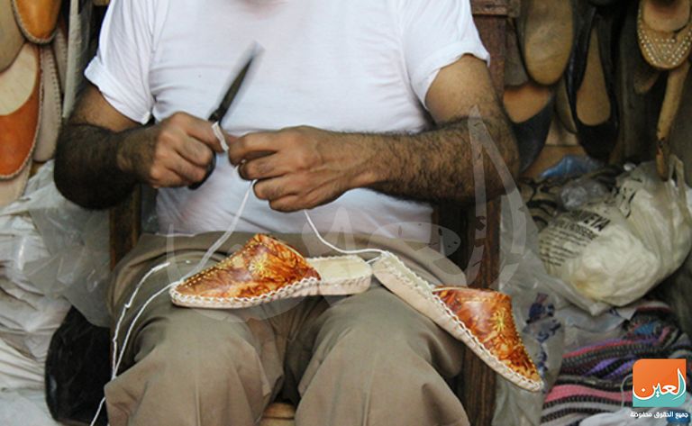 أقدم صانعي البابوش بمصر