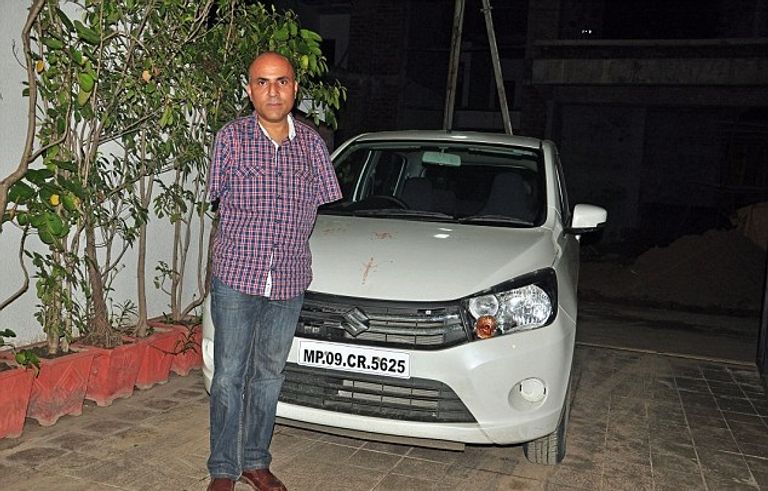 القيادة بلا ذراعين