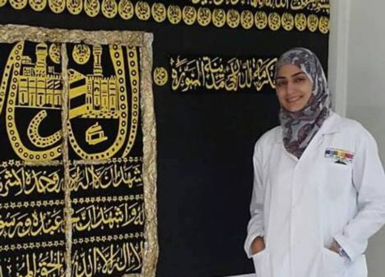 جهاد نايف ممرضة أردنية