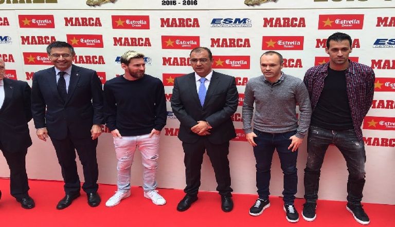 سواريز يحمل الحذاء الذهبي