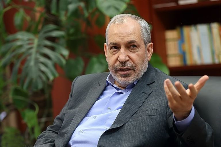 وزير التربية والتعليم الإيراني المستقيل علي أصغر فاني الرئيس الإيراني حسن روحاني