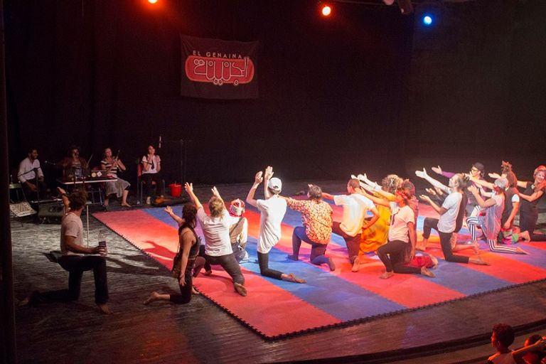 سيركس سيرك الشارع المجاني يحصد بسمات المصريين