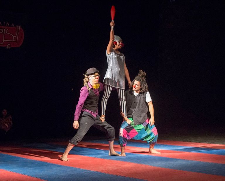 سيركس سيرك الشارع المجاني يحصد بسمات المصريين