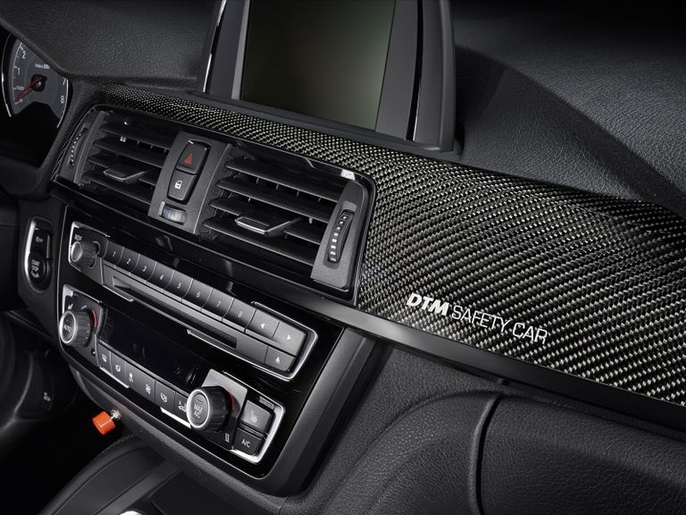 الطراز الخاص الجديد من فئة M4 الرياضية