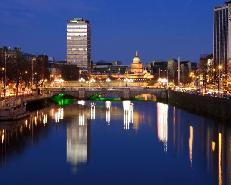 الآن تستطيع الاستثمار في الخارج وأنت مطمئن بفضل 5 دول