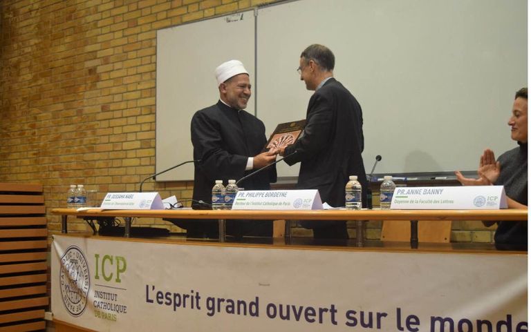 جانب من أنشطة قافلة مجلس حكماء المسلمين بفرنسا