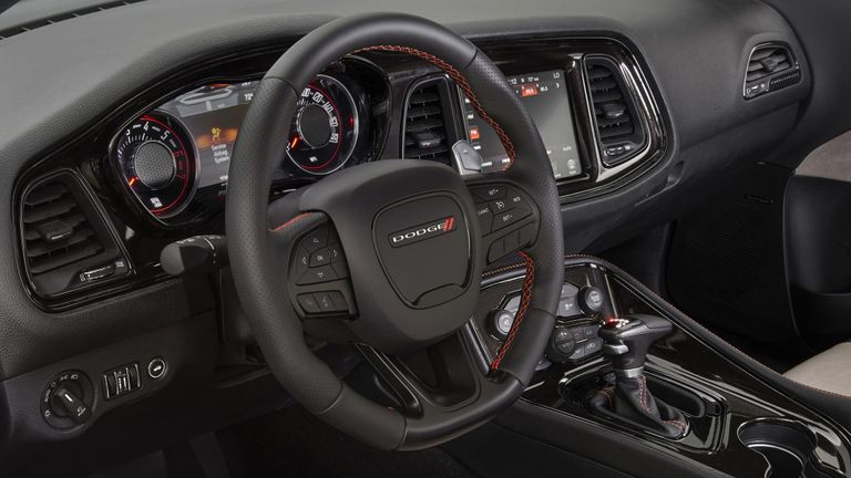 دودج تشالنجر GT