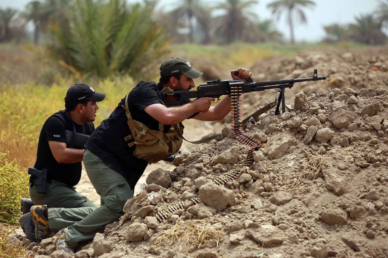 مقاتلان من قوات الحشد الشعبي أردوغان حذر الحشد الشعبي بلهجة شديدة