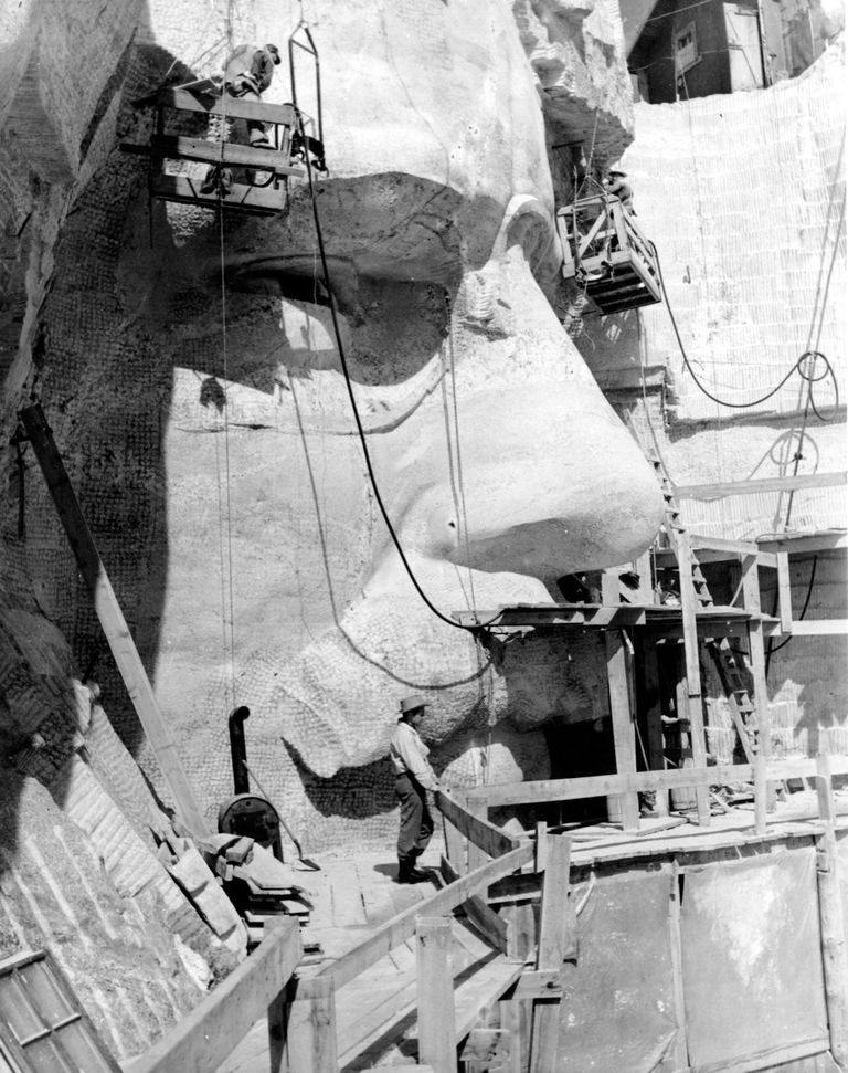 جبل راشمور في الولايات المتحدة الأمريكية