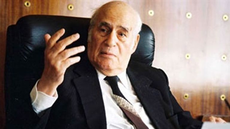 الكاتب الصحفي الراحل مصطفى أمين أرشيفية