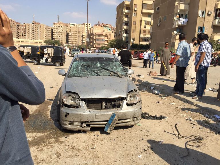 أثار السيارة المفخخة المستخدمة في محاولة الاغتيال