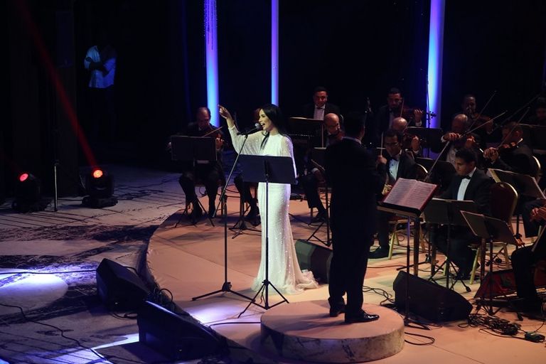 المطربة التونسية شيما هلالي