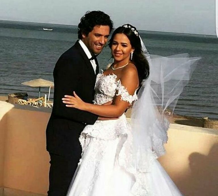 إيمي سمير غانم وحسن الرداد في حفل زفافهما