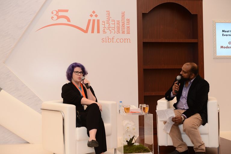 - الكاتبة الأمريكية الشهيرة