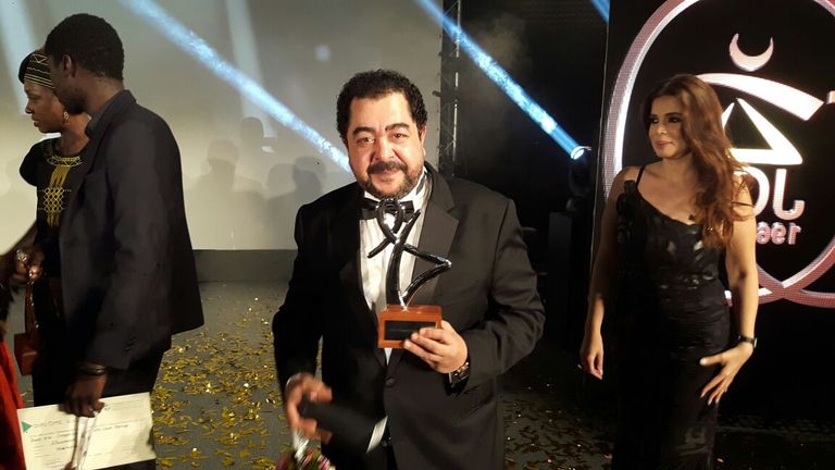 الفائزون بالجوائز في صورة جماعية