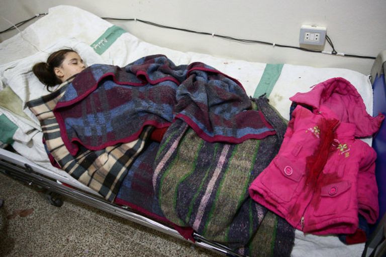 آثار قصف الحضانة بحرستا