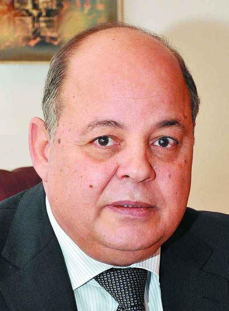 - الكاتب والمؤرخ الدكتور محمد صابر عرب.. وزير الثقافة المصري الأسبق