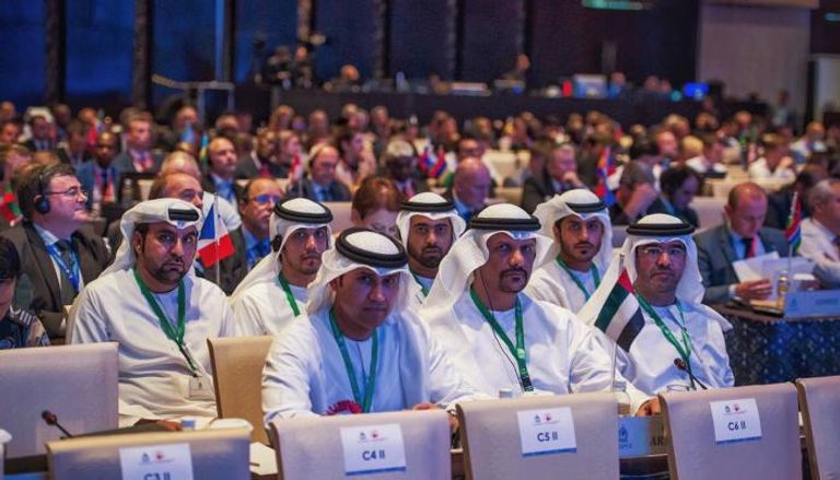 الوفد الإماراتي المشارك في الاجتماع